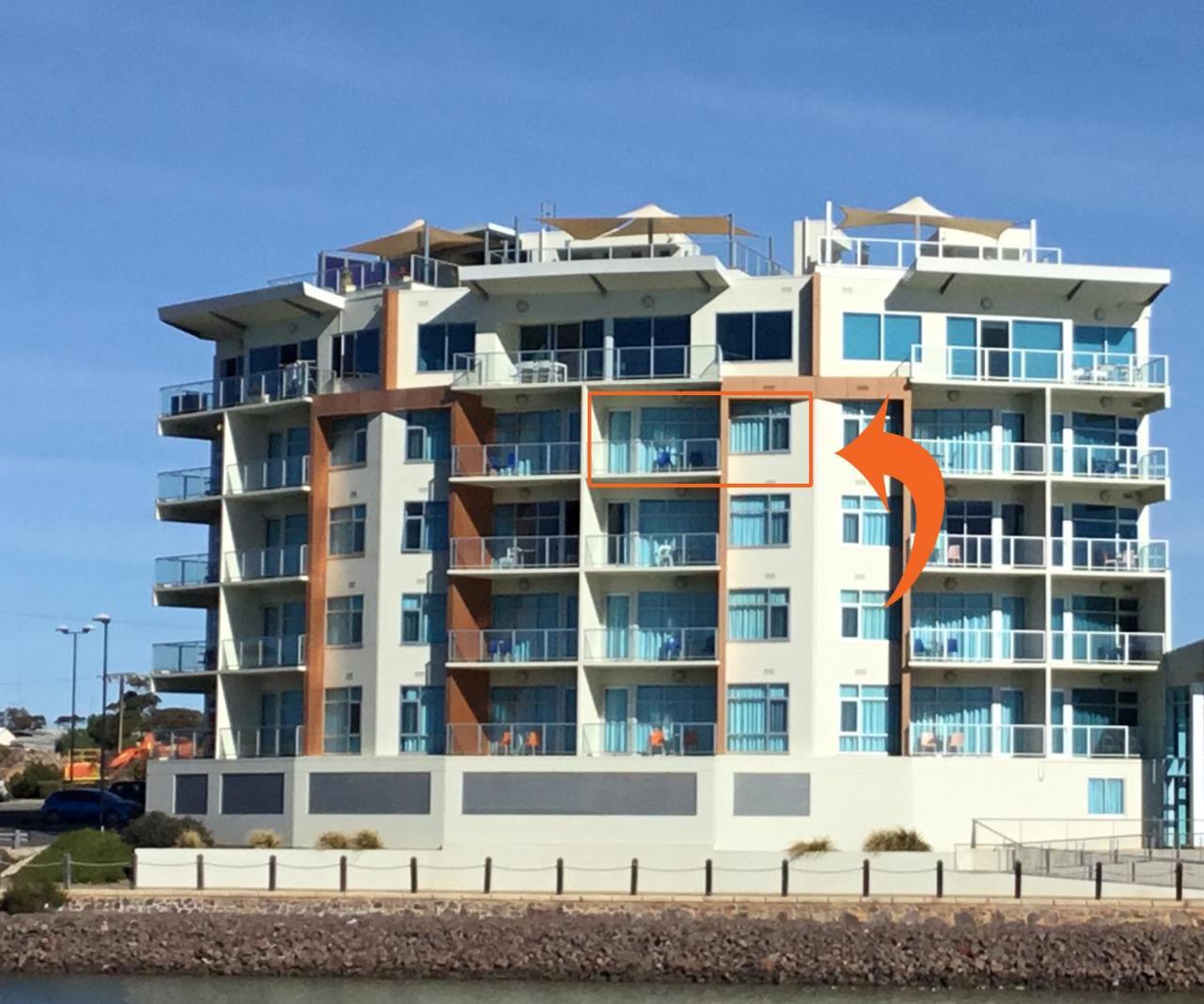 Wallaroo Marina Waterfront Luxe Apartment ภายนอก รูปภาพ